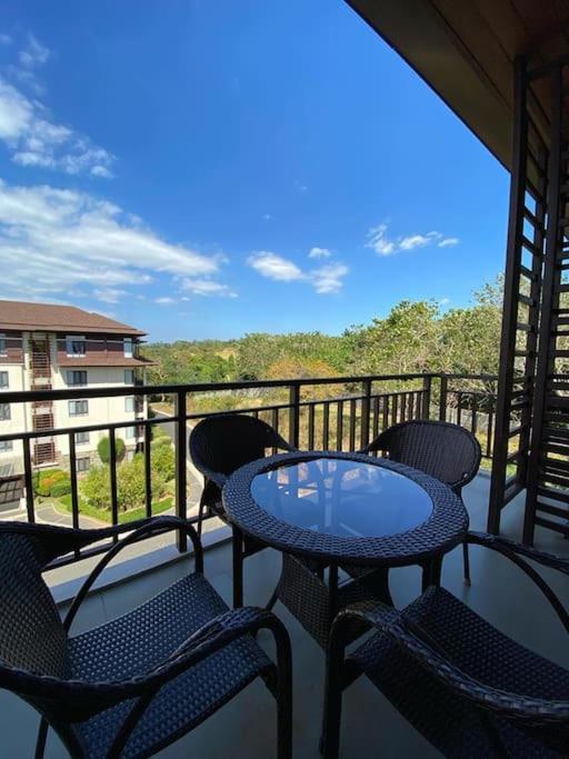 Апартаменти Anvaya Cove Penthouse Unit 10-2 Br. Моронґ Екстер'єр фото